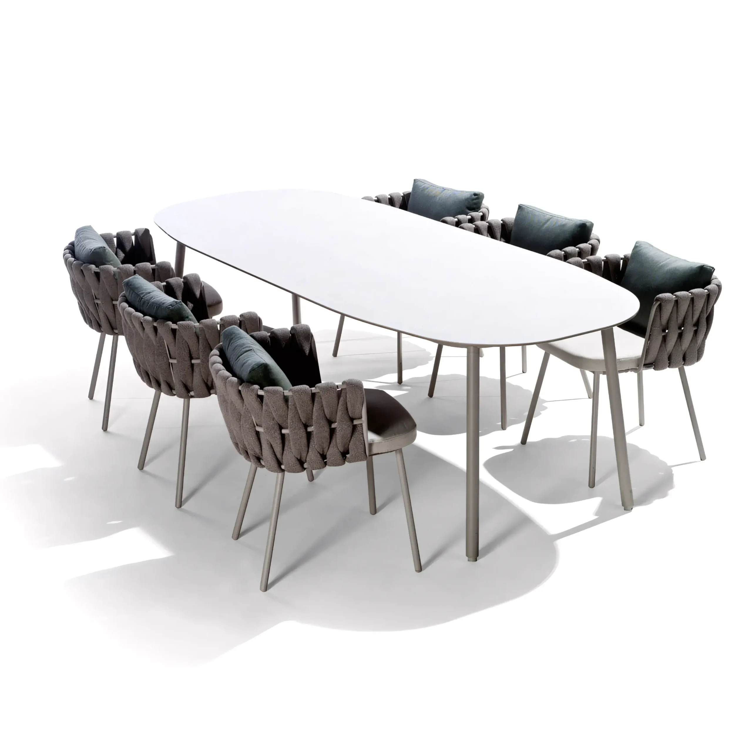 Luxury Braided Rope Outdoor Dining Armchair with Quick-Dry Cushions - Image 3