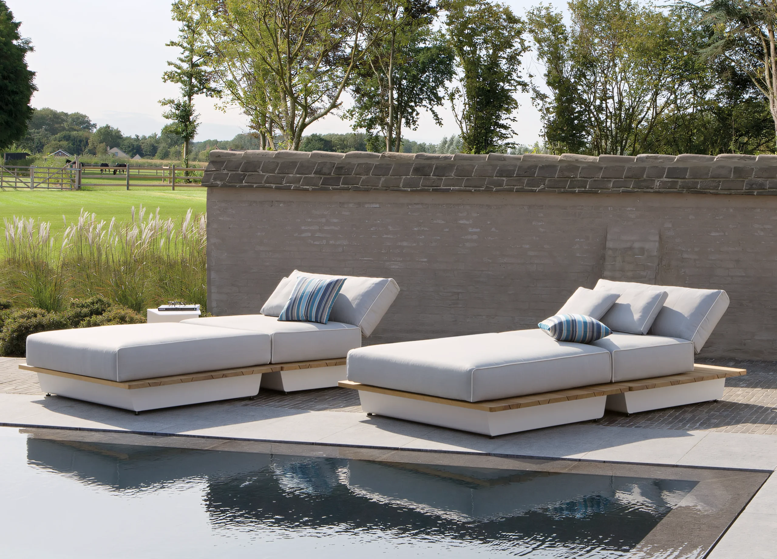 JS-ODL0224 Hot Selling Teak Wood Double Daybed (9)