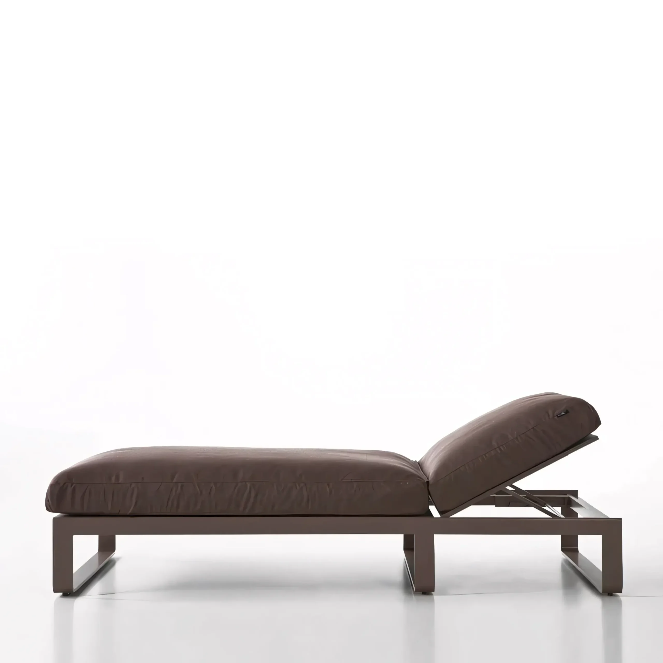 Minimalist White Aluminum Daybed | Italian Style Sled Base Sunbed for Luxury Patios - Image 3